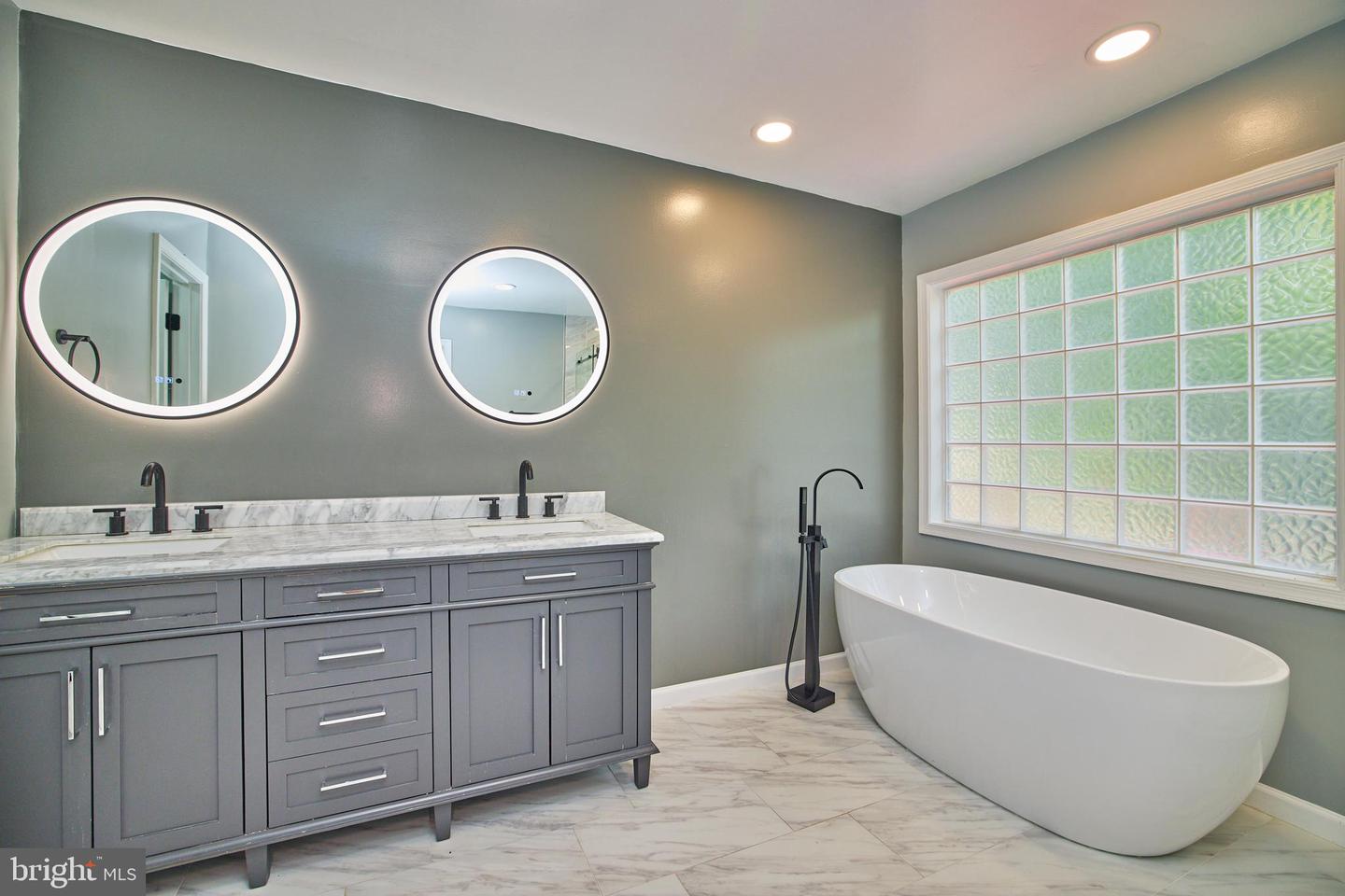 4335 Chancery Park Dr