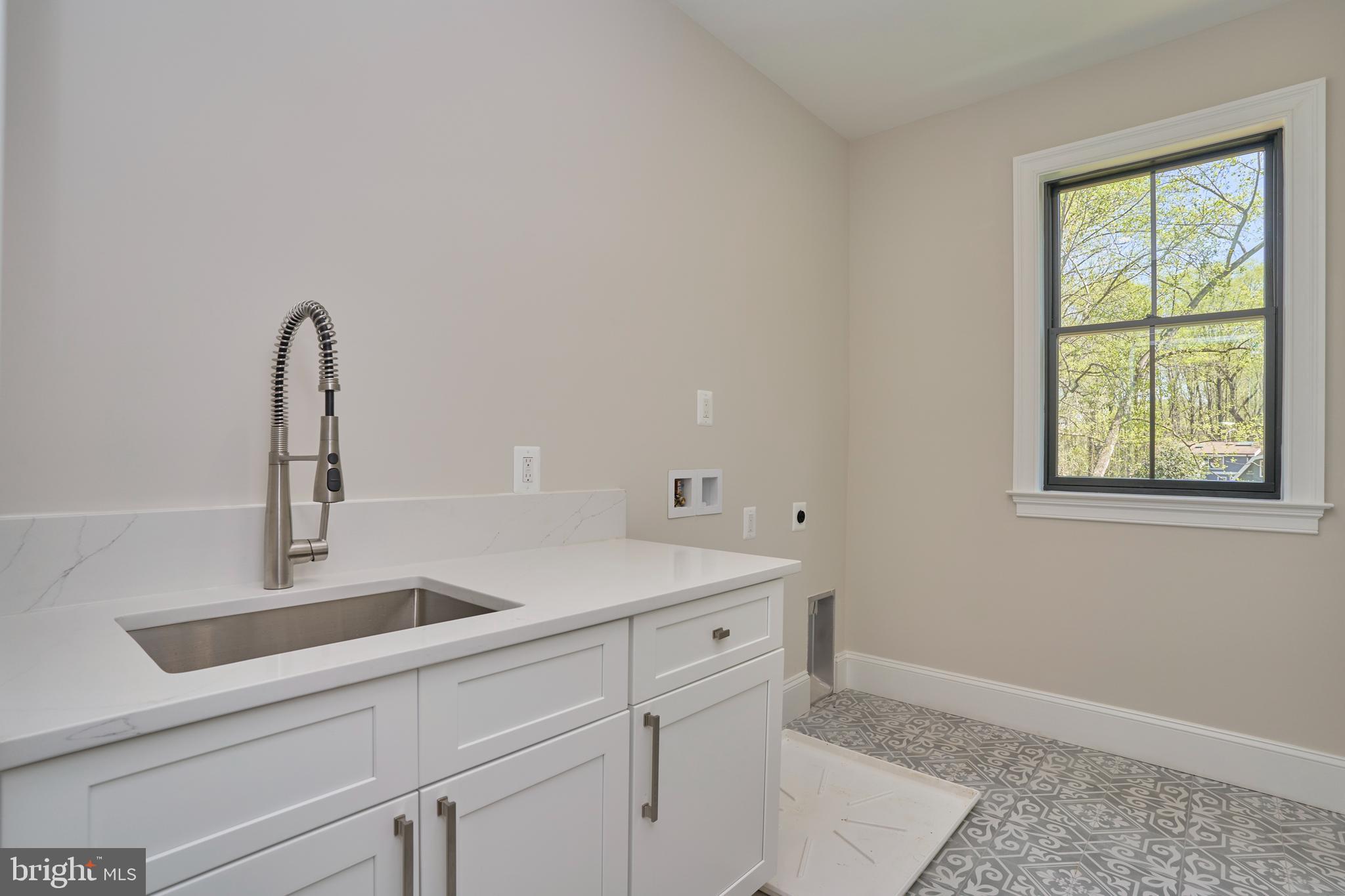 1925 Hunter Mill Rd