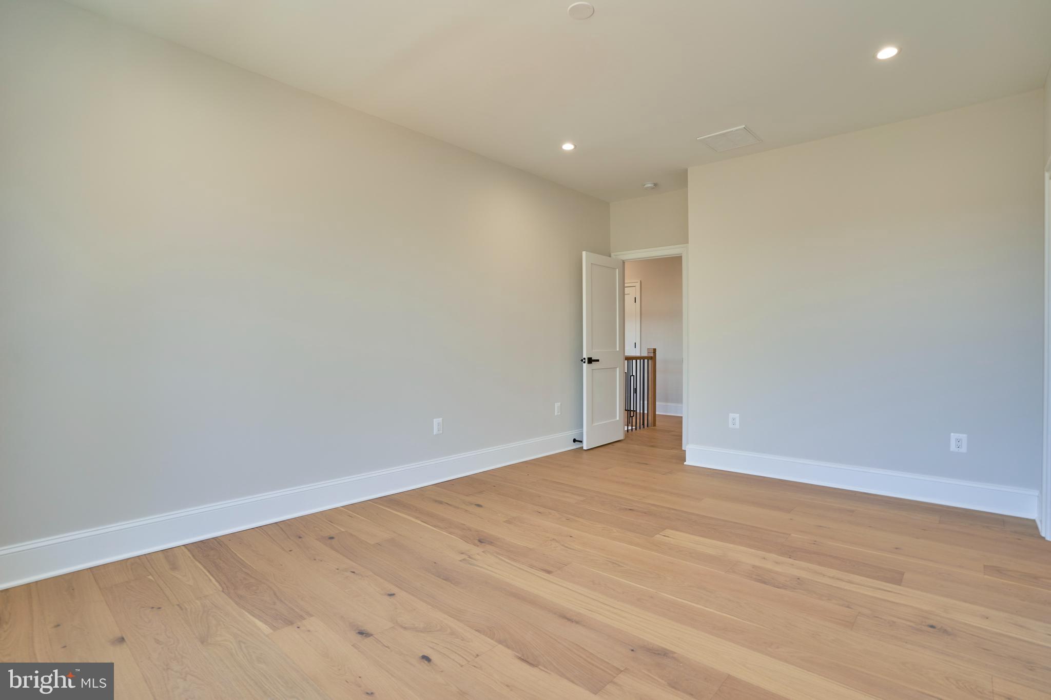 1925 Hunter Mill Rd