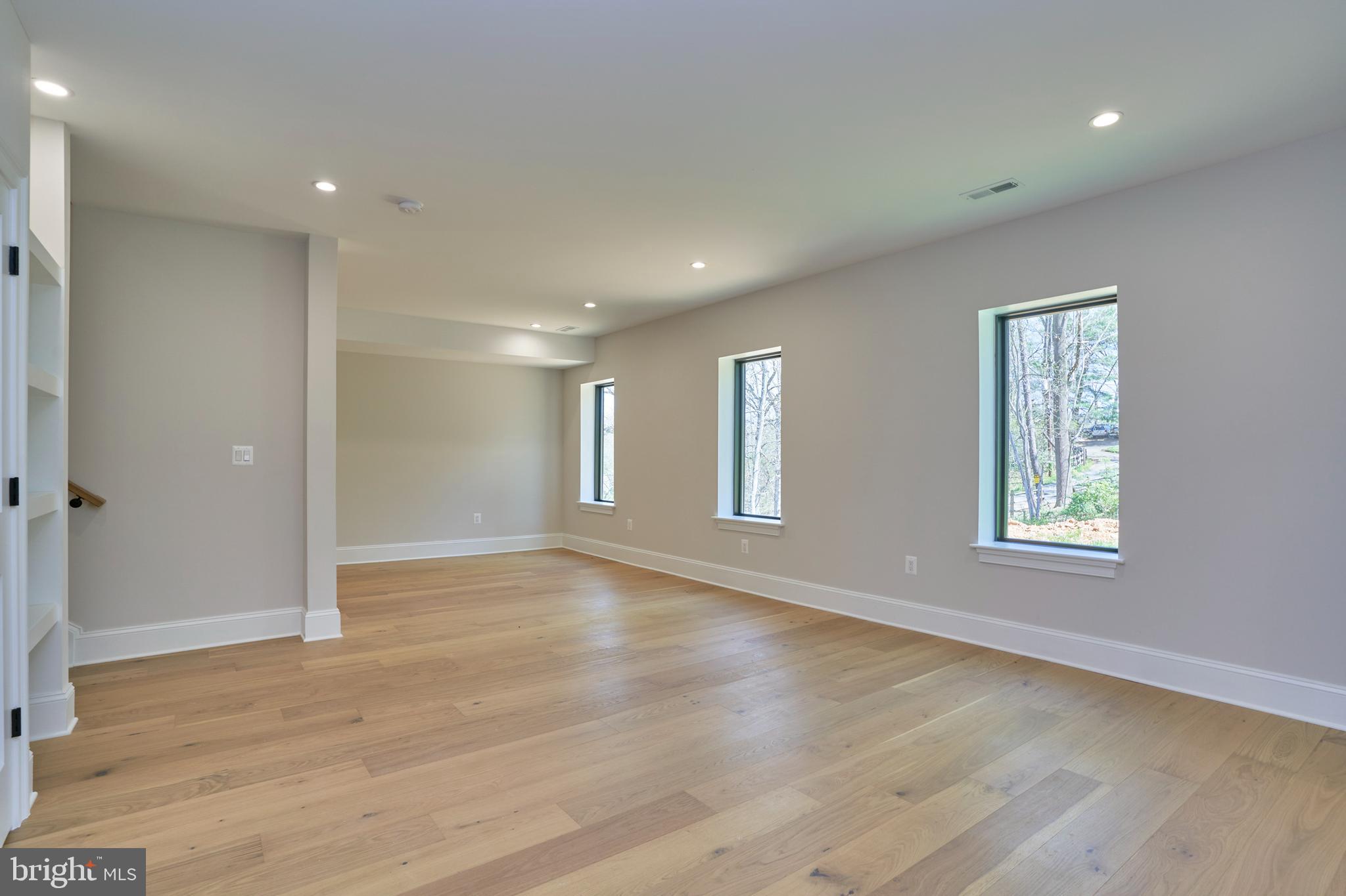1925 Hunter Mill Rd