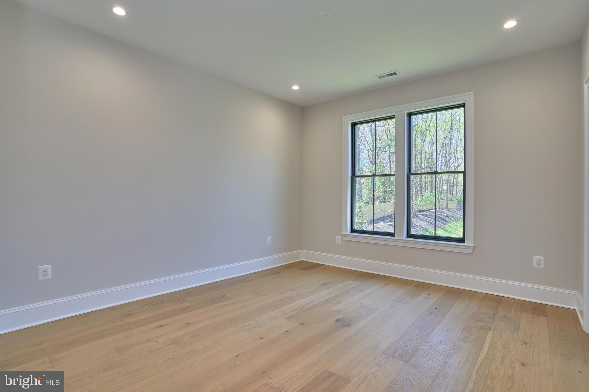 1925 Hunter Mill Rd