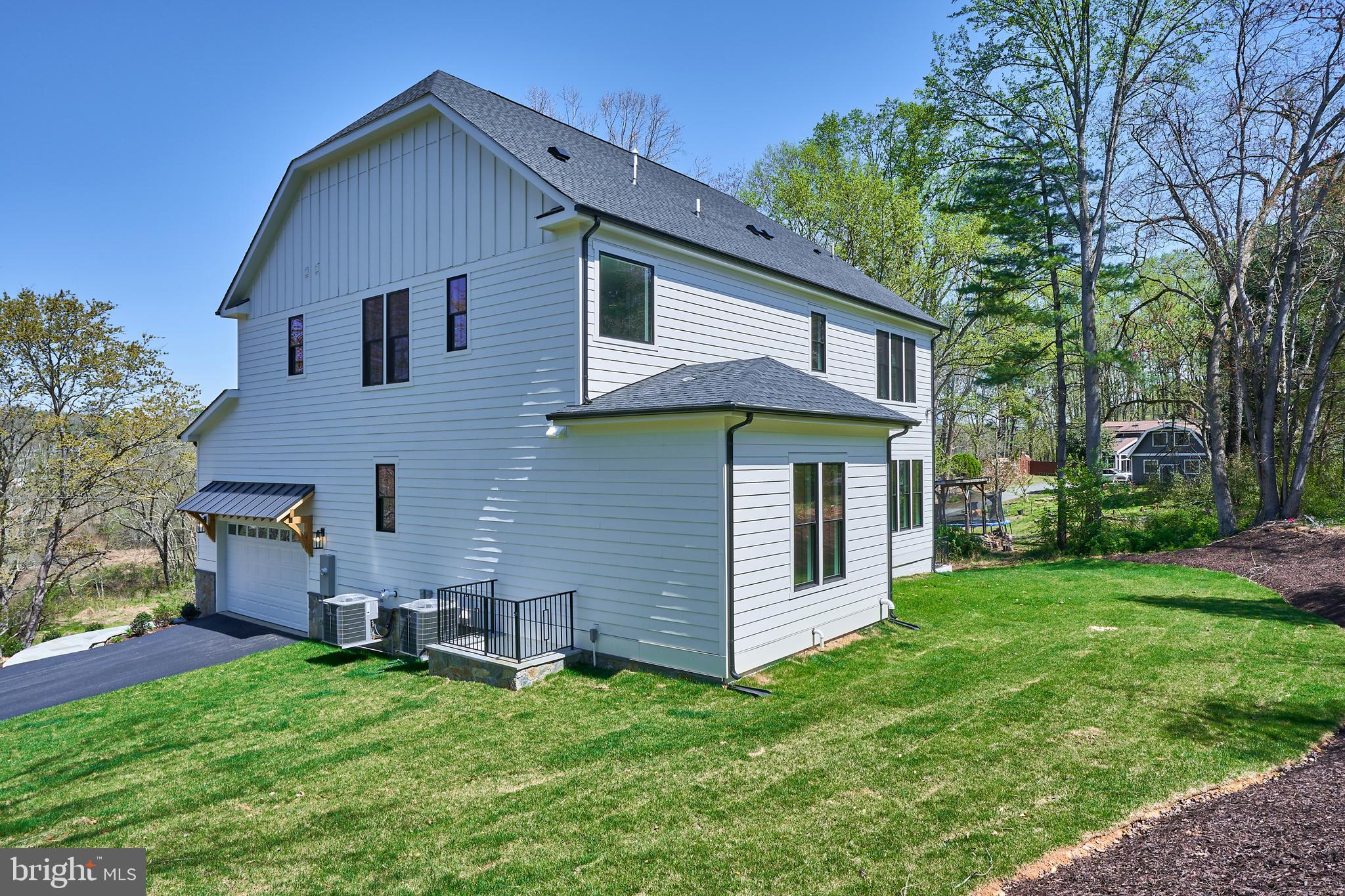 1925 Hunter Mill Rd