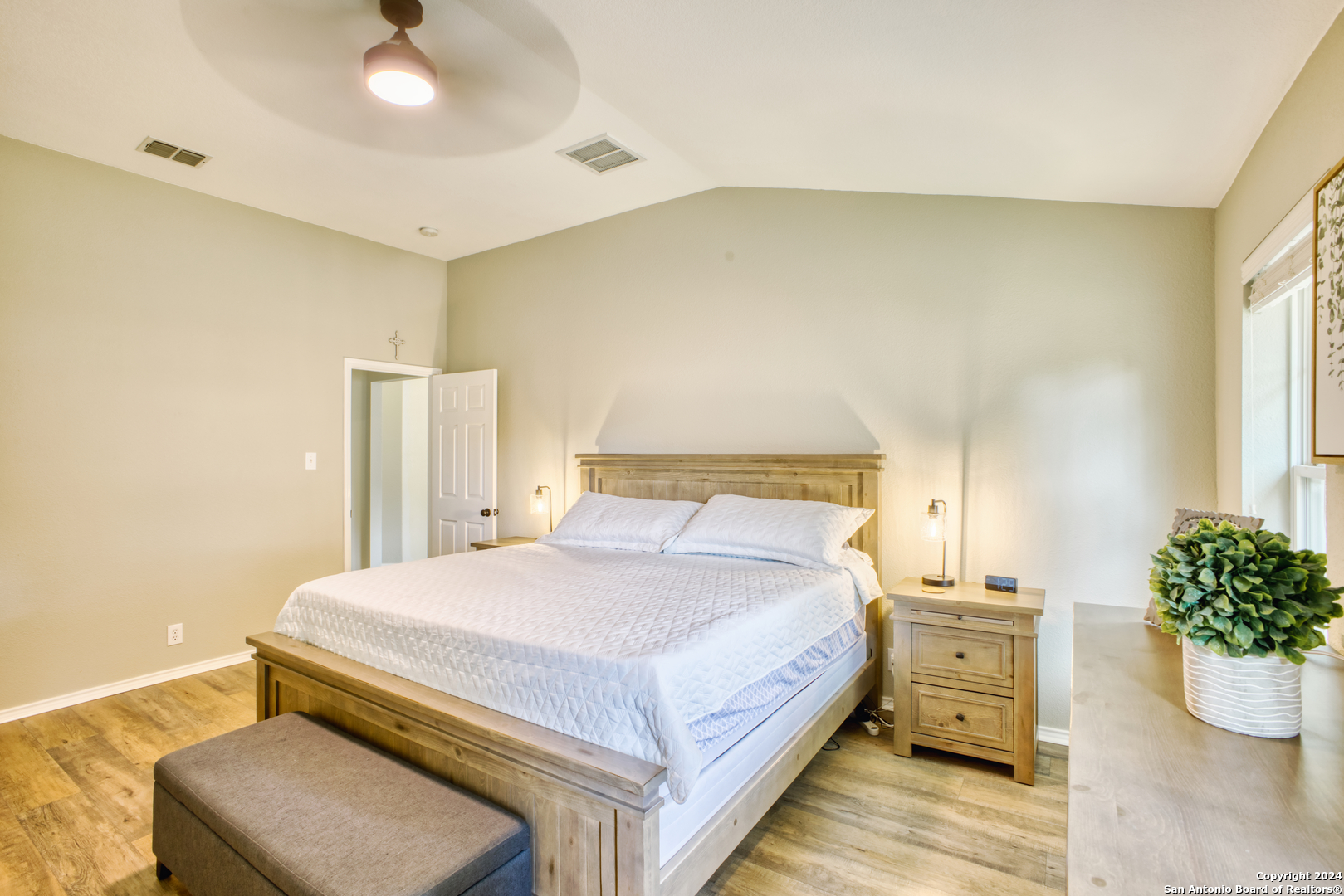 9810 Roan Lodge