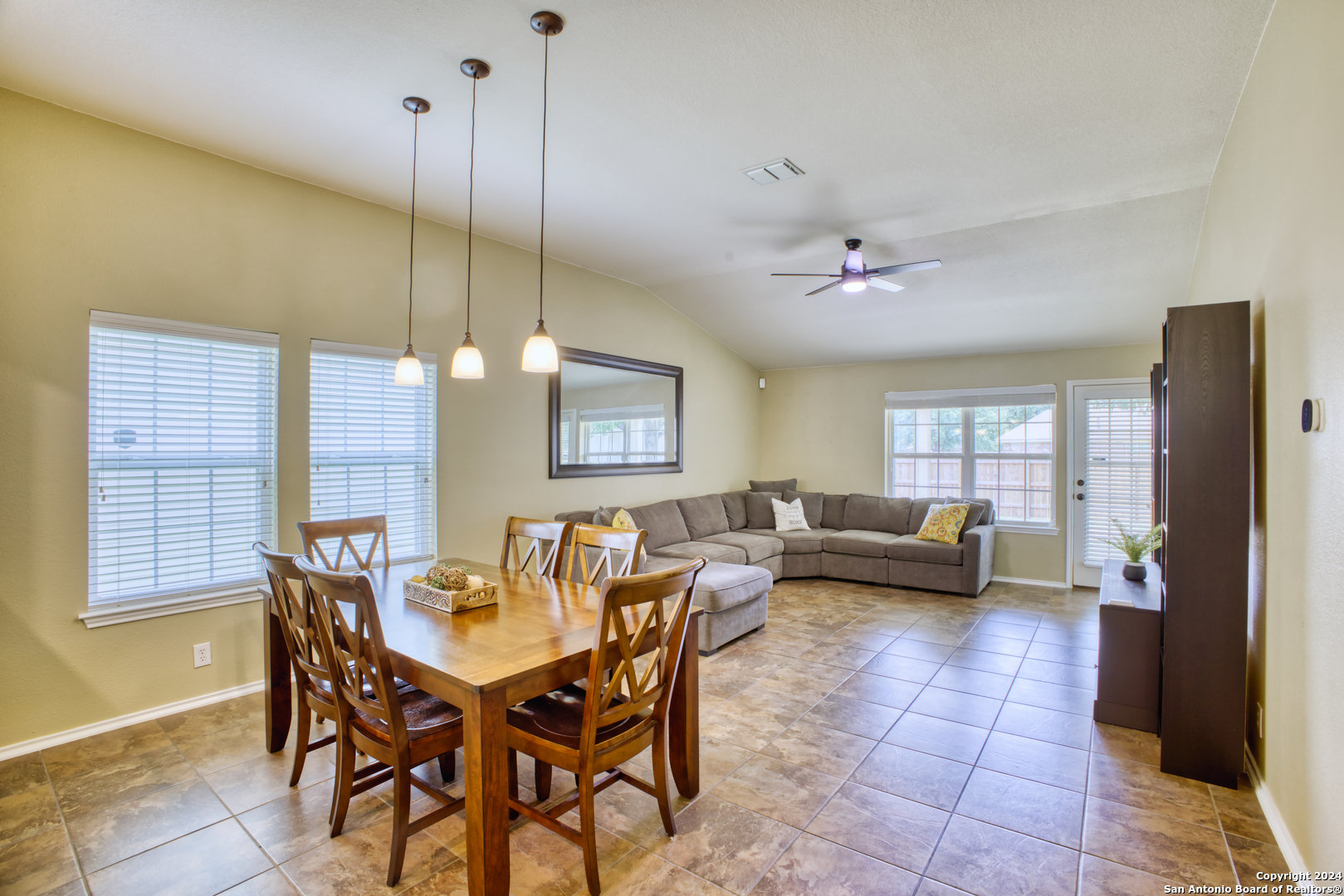 9810 Roan Lodge