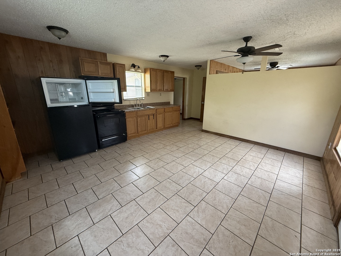 13338 Interstate 35
