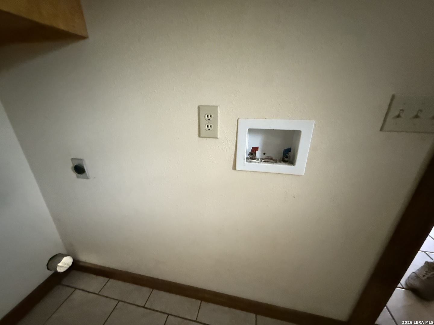 220 County Road 2690