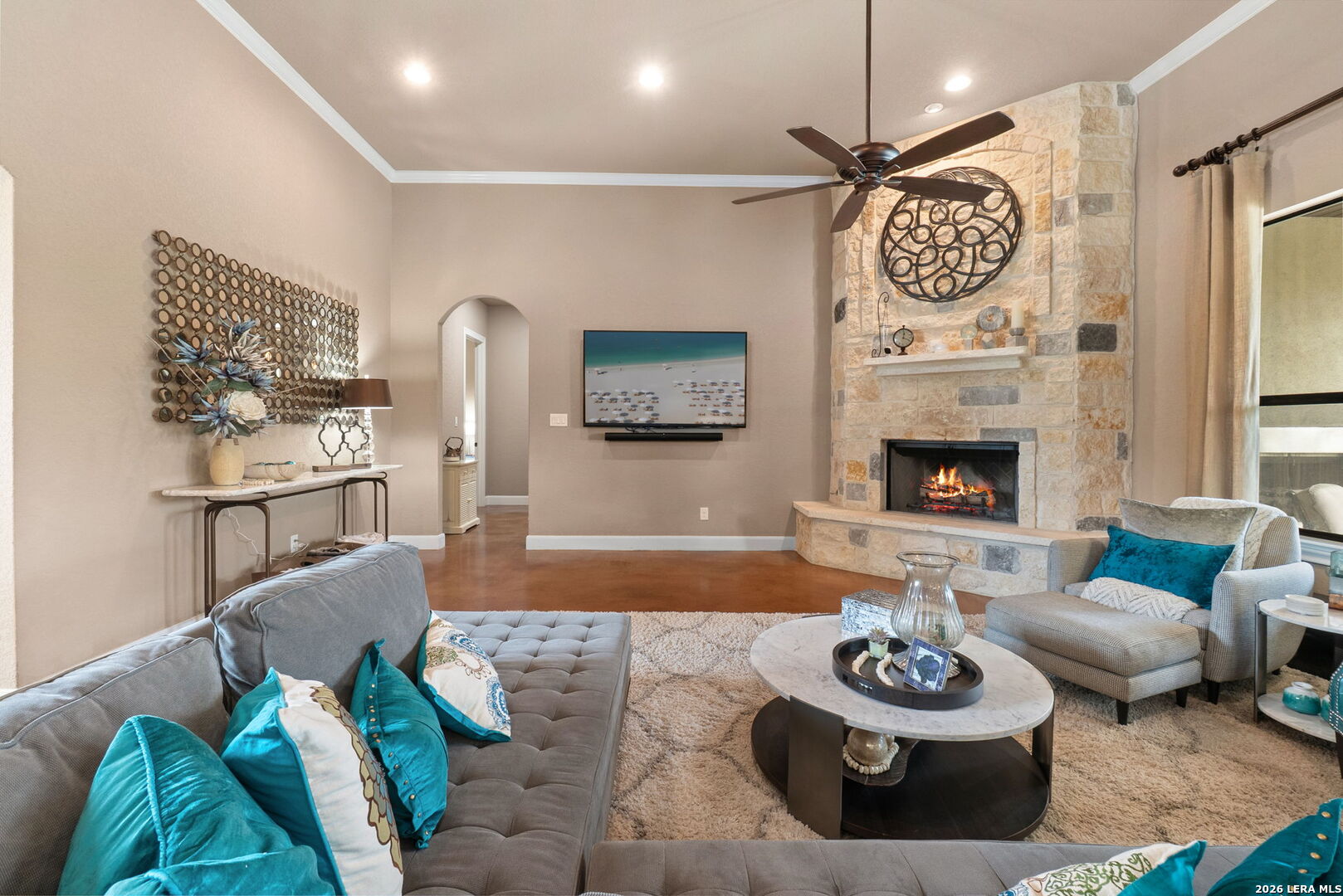 17203 Clovis