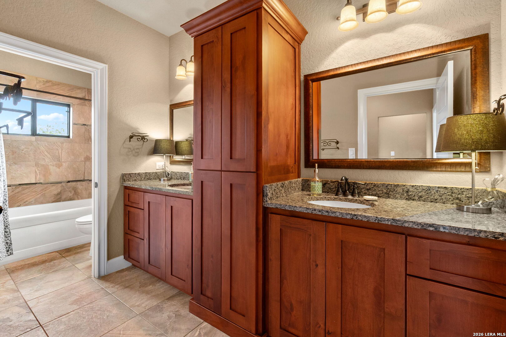 17203 Clovis