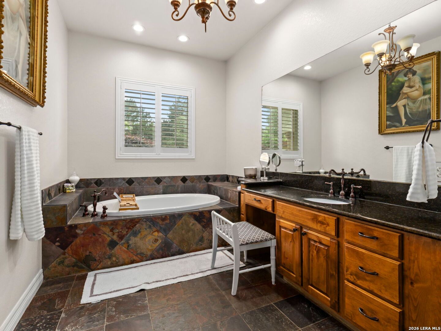 133 WINDSTONE