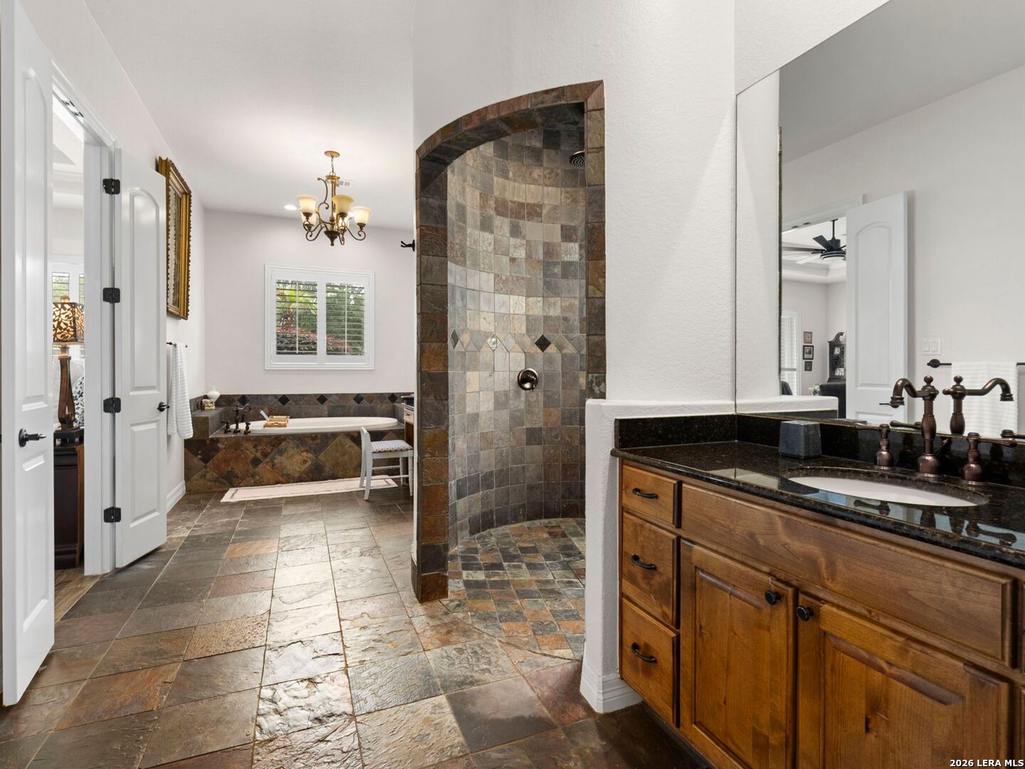 133 WINDSTONE