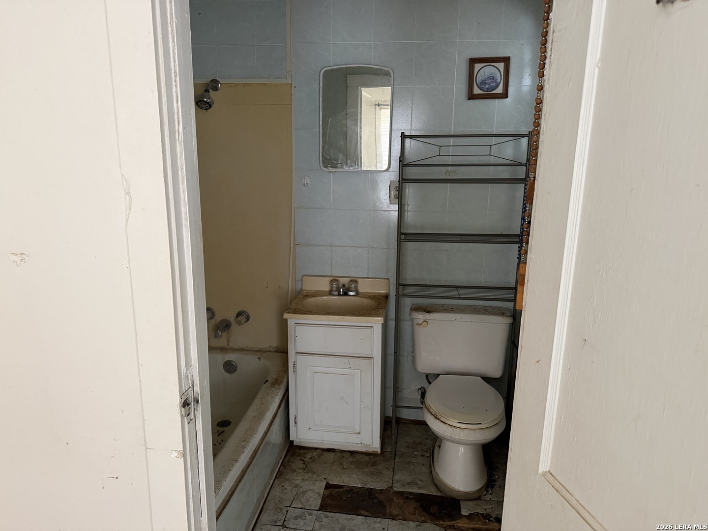 600 CROUCH AVE