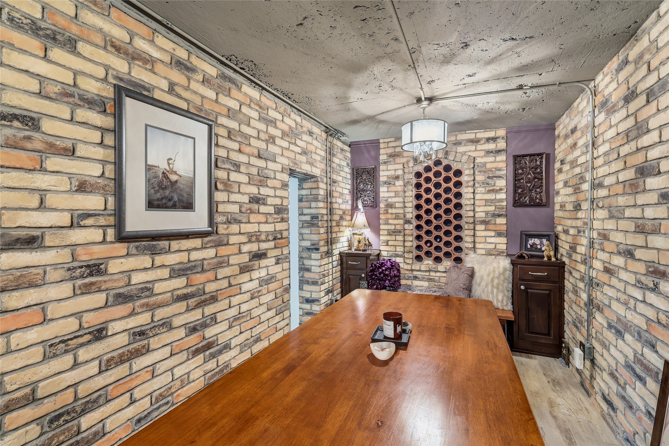 2930 Peninsula Drive