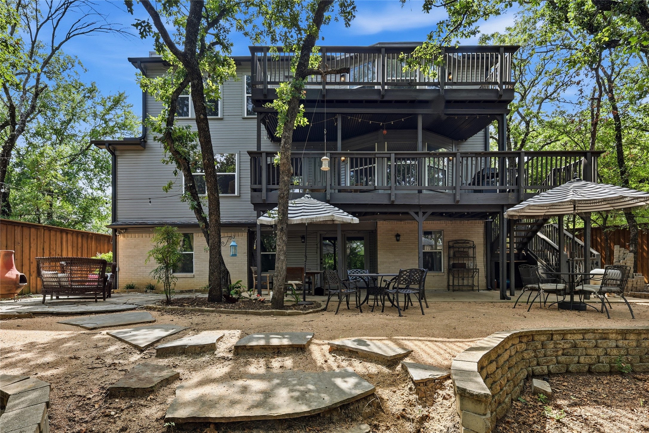 2930 Peninsula Drive