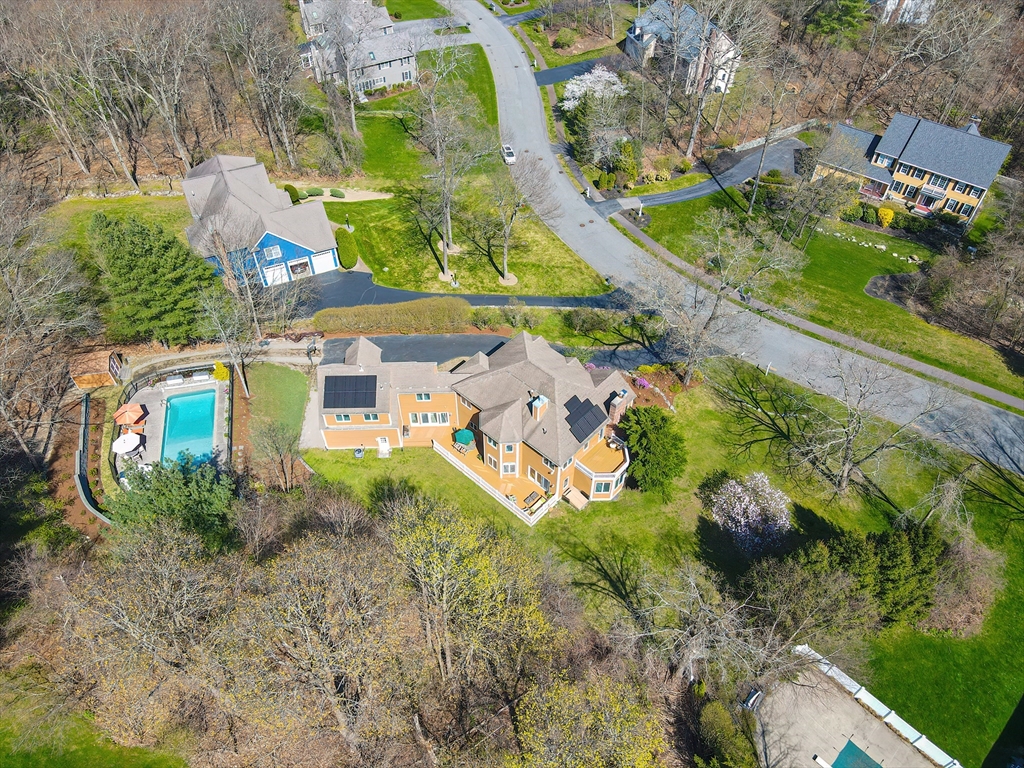 4 Algonquian Dr