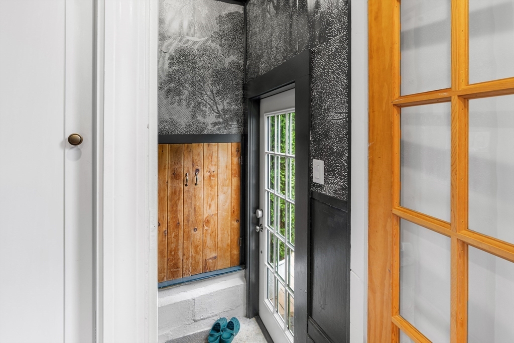 19 Shawmut Ave. Ext.
