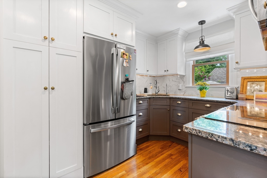 19 Shawmut Ave. Ext.