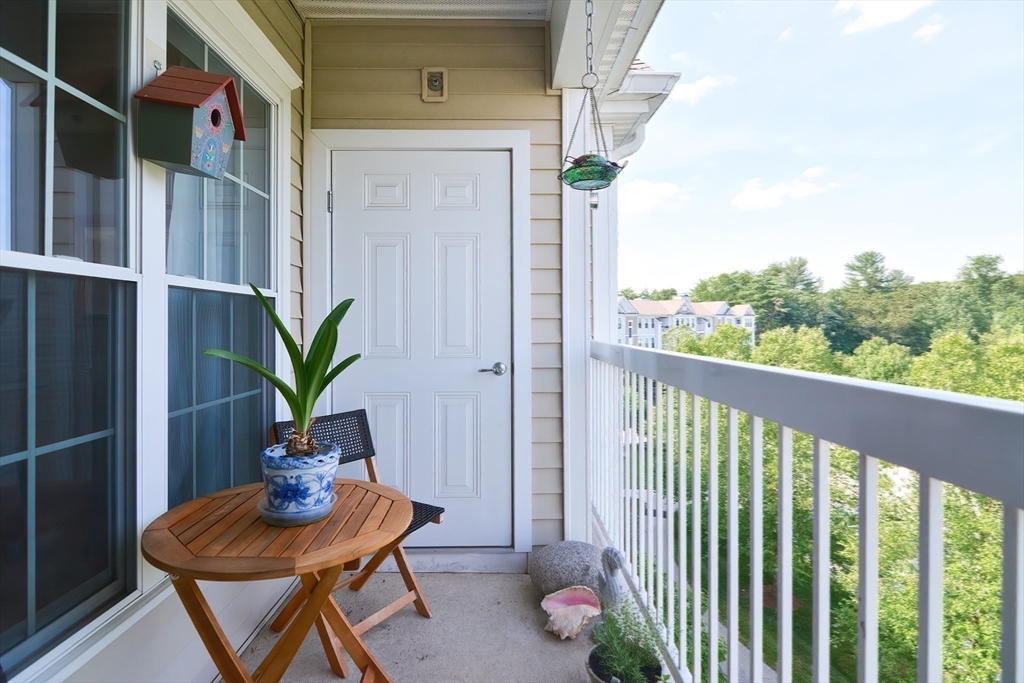 9 Morgan Dr # 401