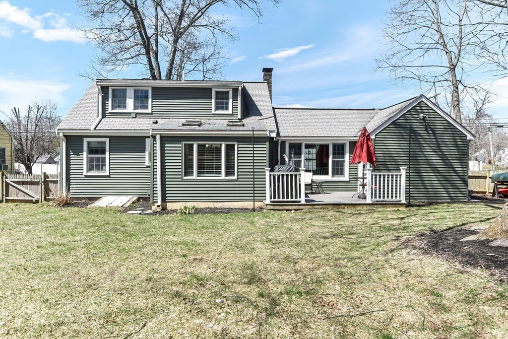 22 Fiske St
