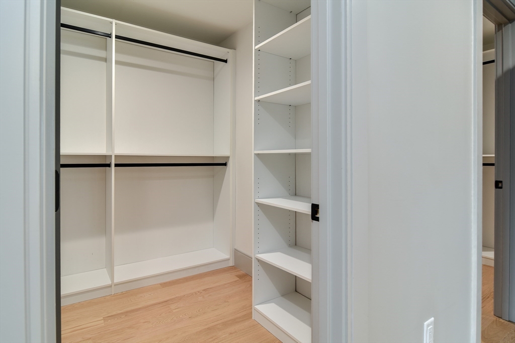 20 Walcott St