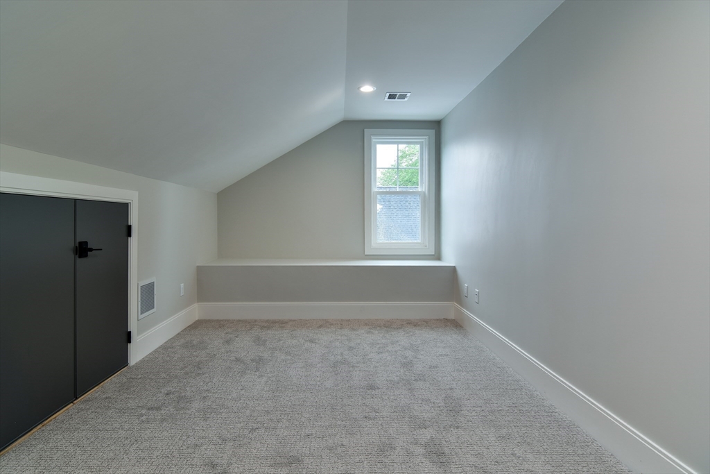 20 Walcott St
