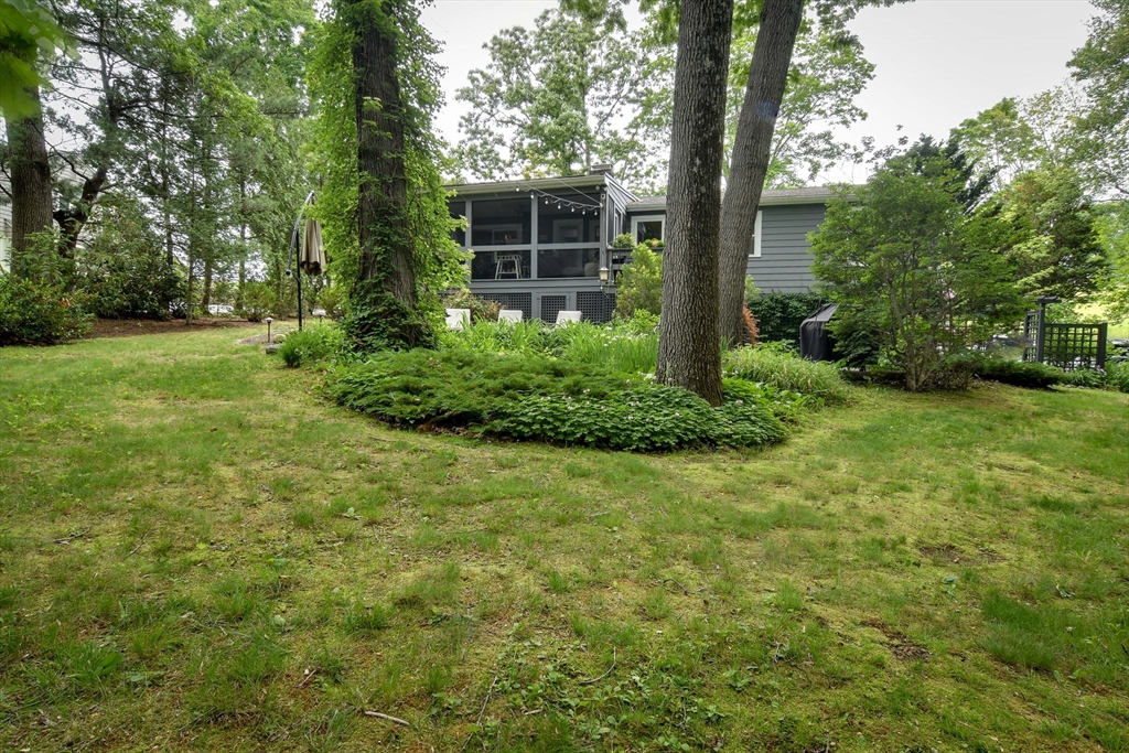 76 Pleasant St South