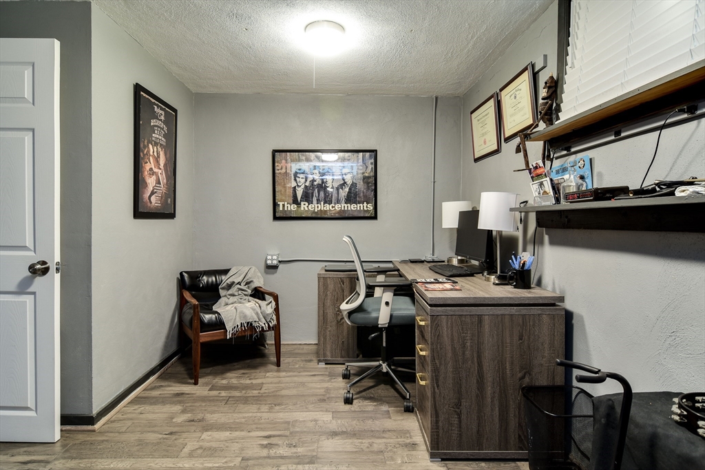 76 Pleasant St South