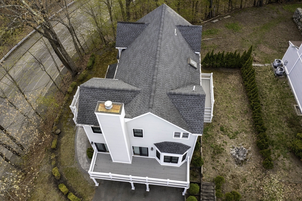 106 Danforth St