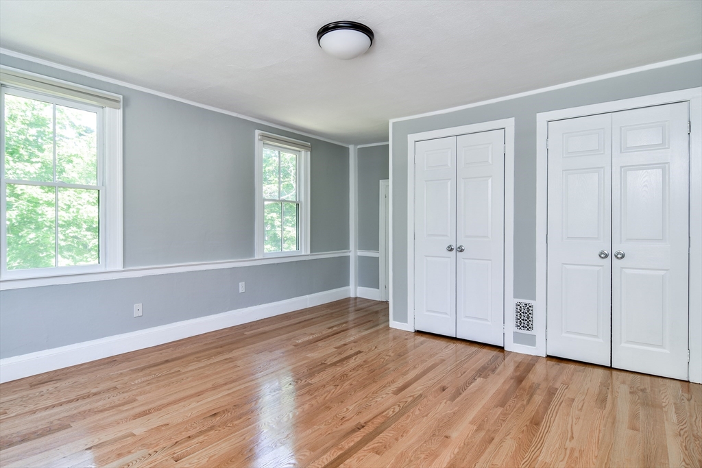 16 Pleasant Street South