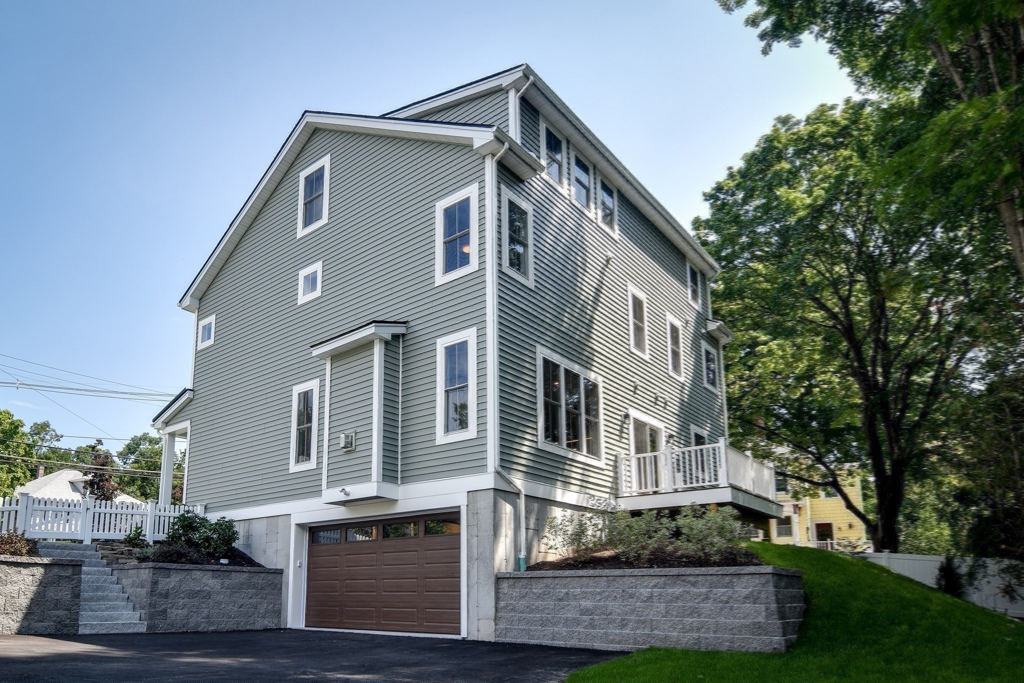 98 W Central St