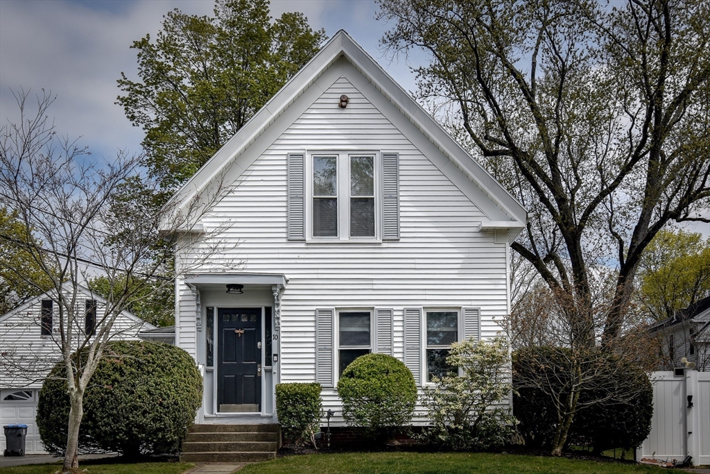 10 Forest Ave