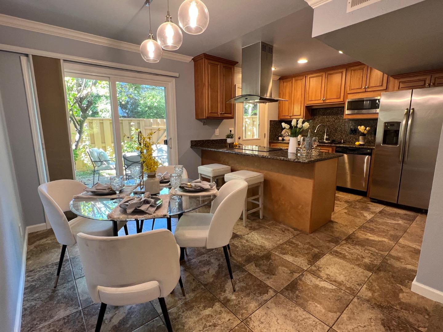 125 Connemara WAY 71