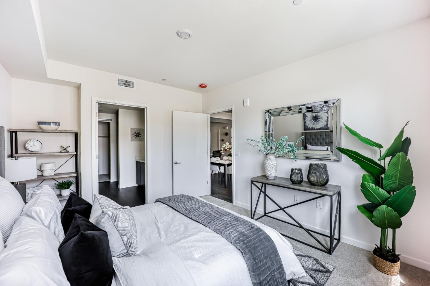 1850 El Camino Real 224