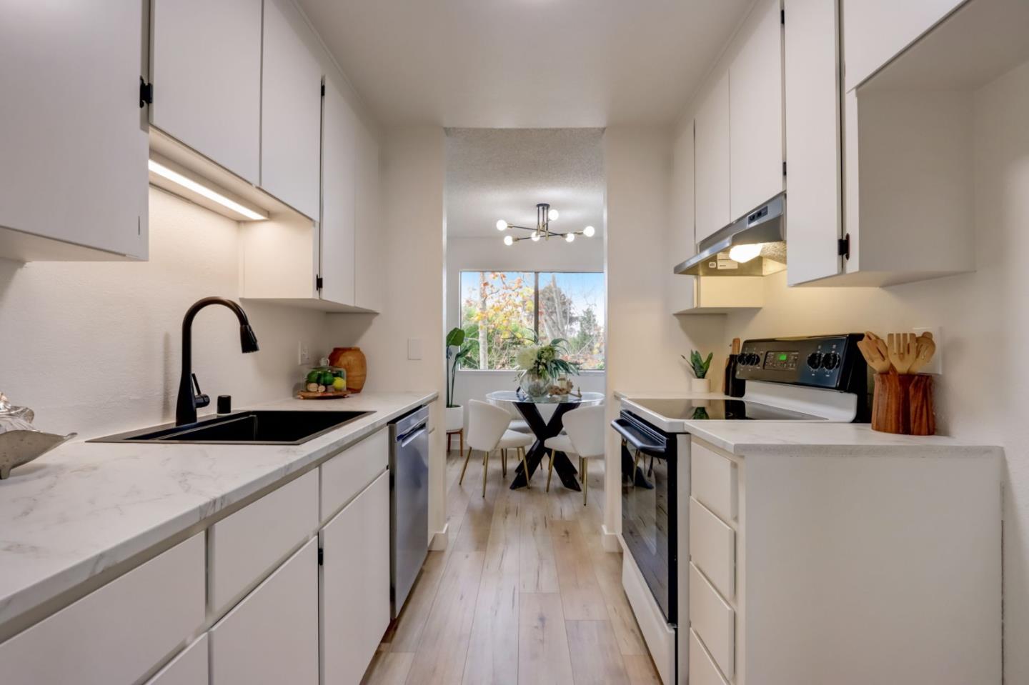 765 San Antonio RD 86