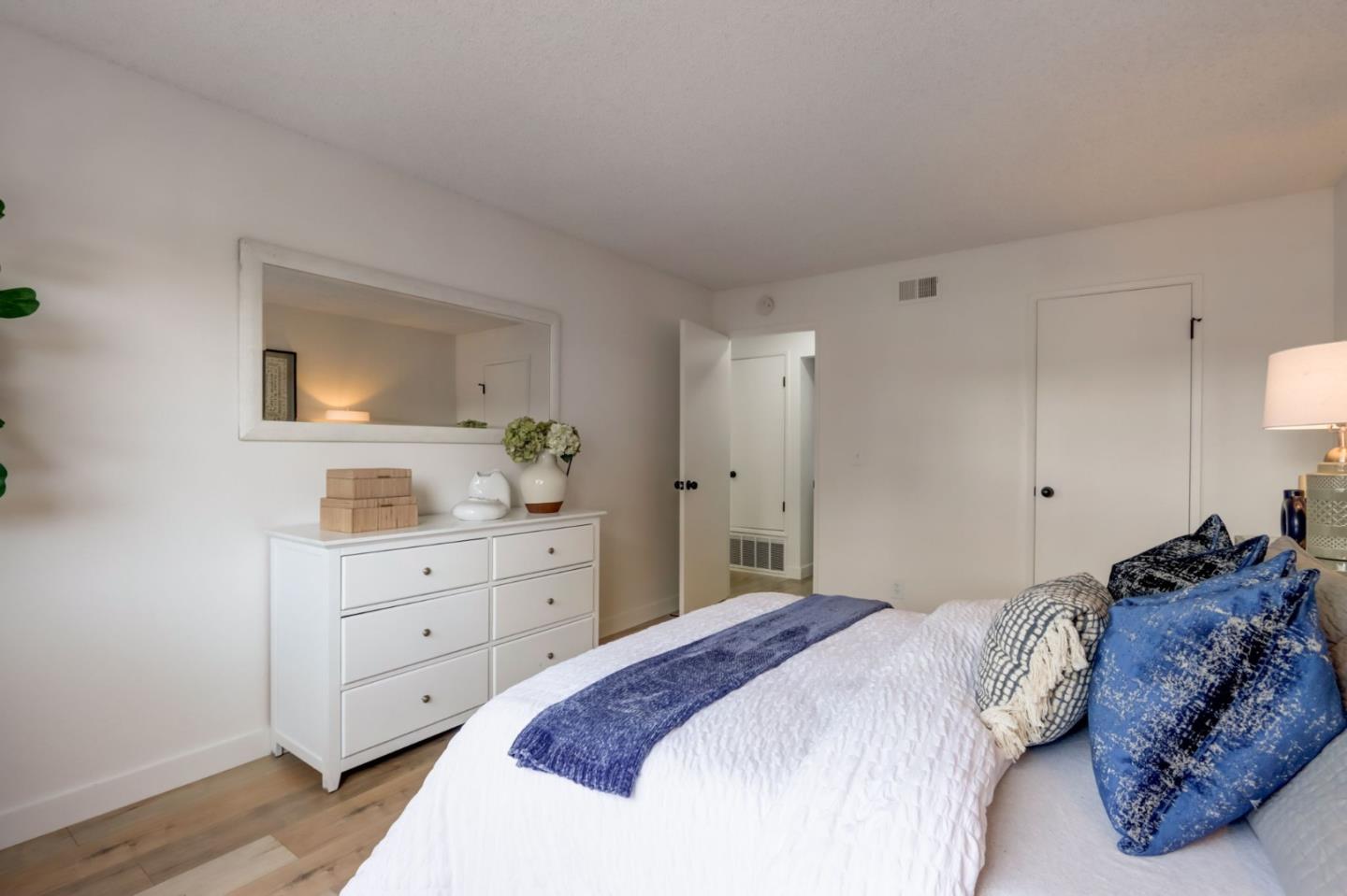 765 San Antonio RD 86