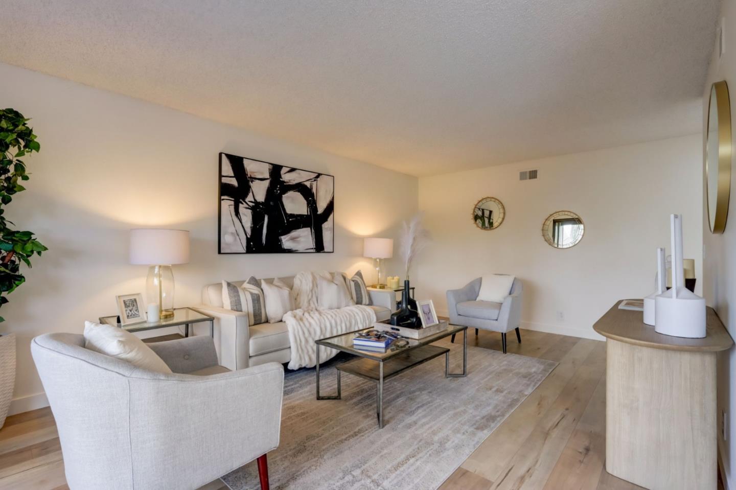 765 San Antonio RD 86