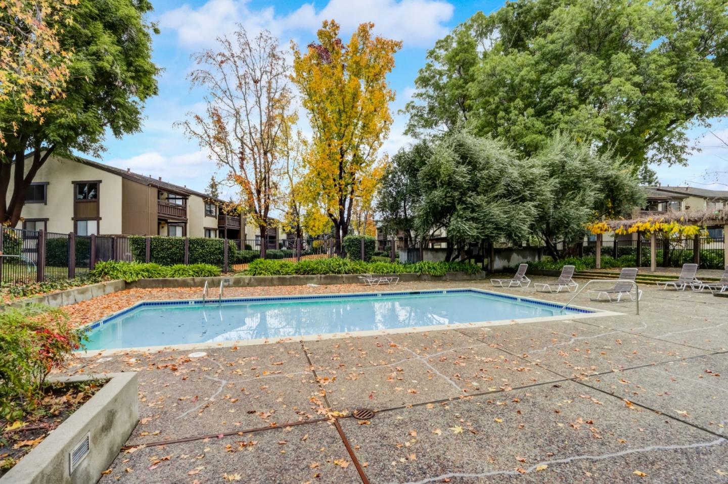 765 San Antonio RD 86