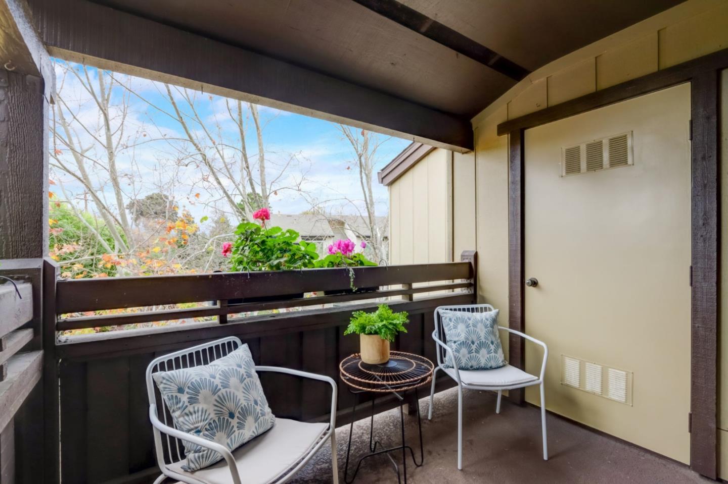 765 San Antonio RD 86