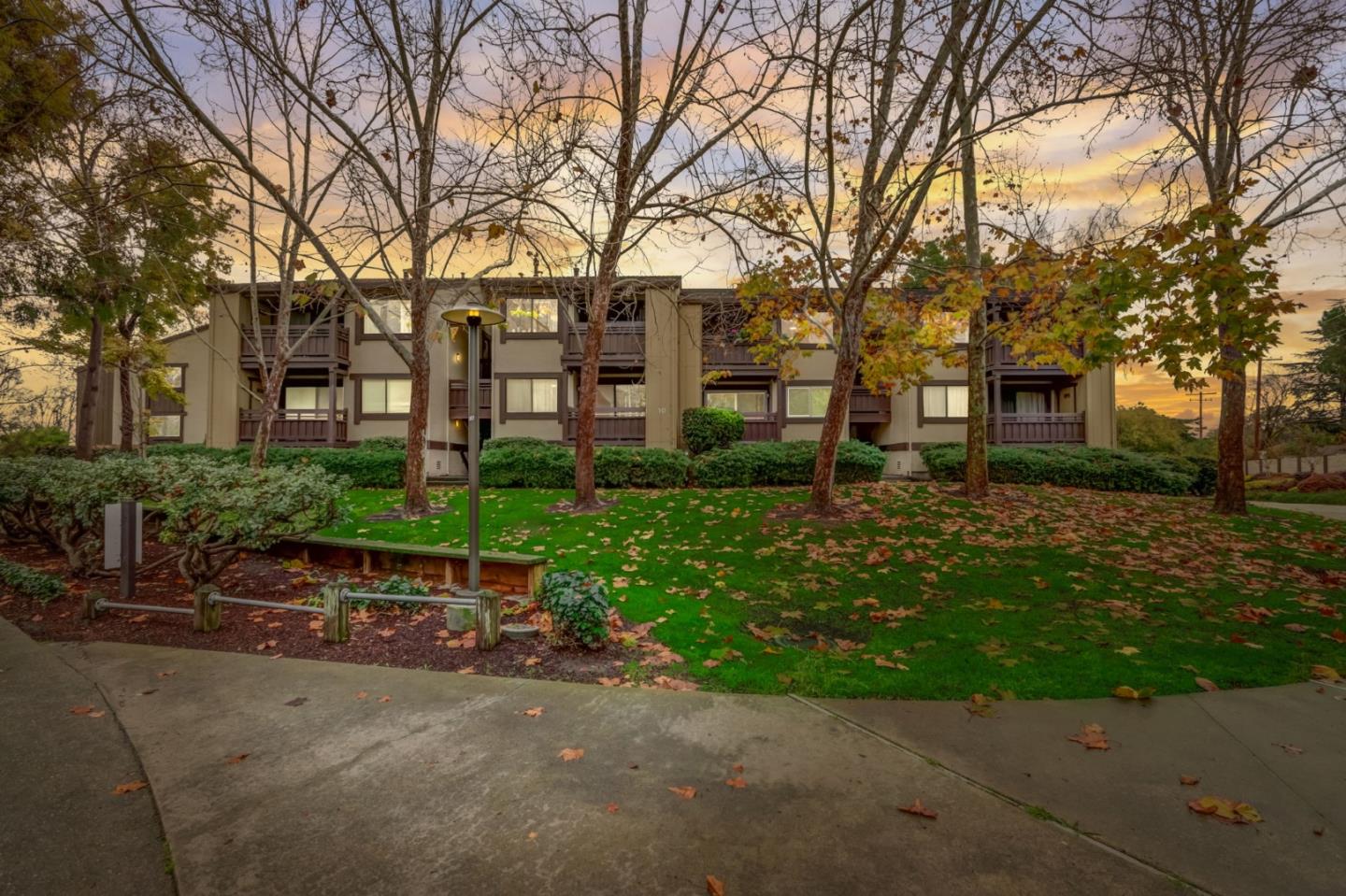 765 San Antonio RD 86