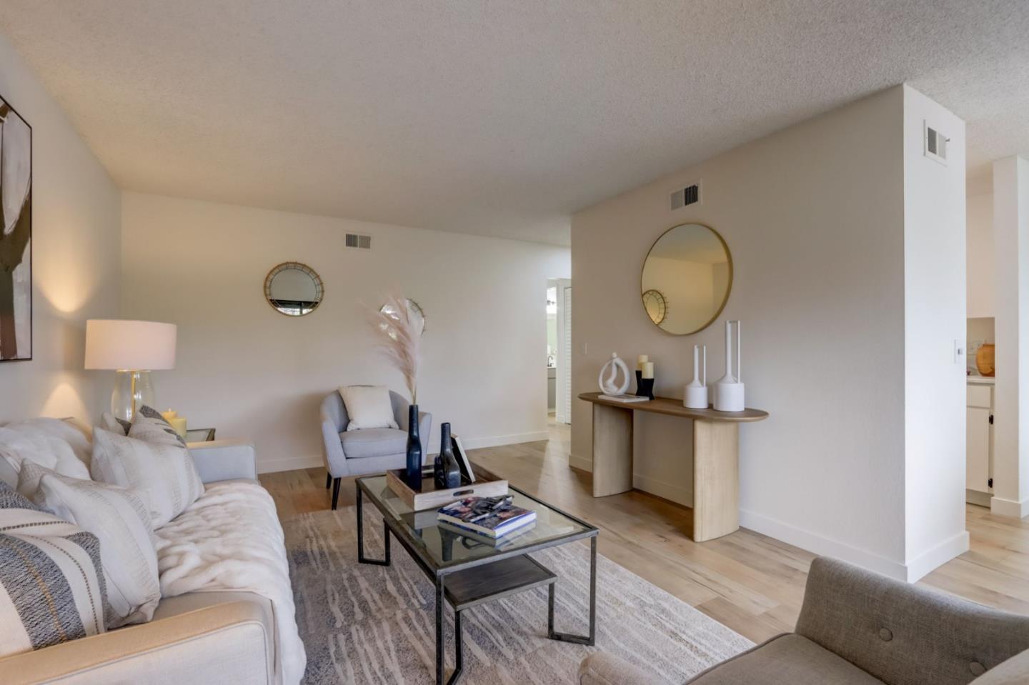 765 San Antonio RD 86