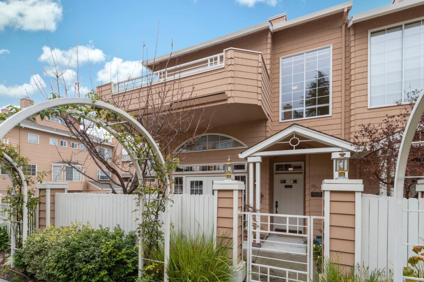 444 San Antonio RD 6A