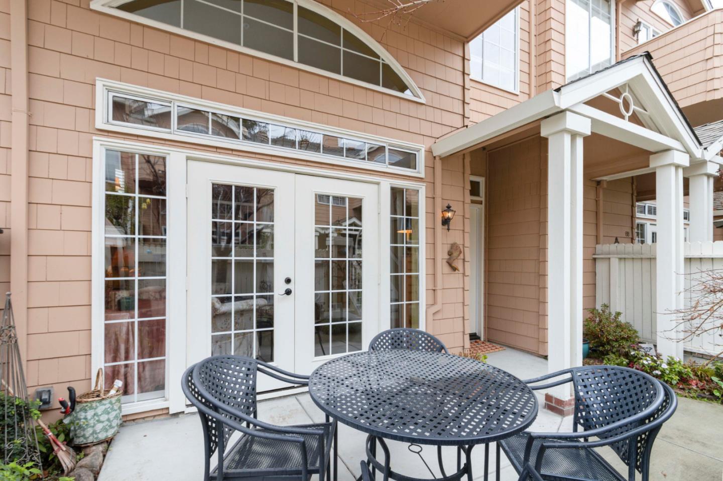 444 San Antonio RD 6A