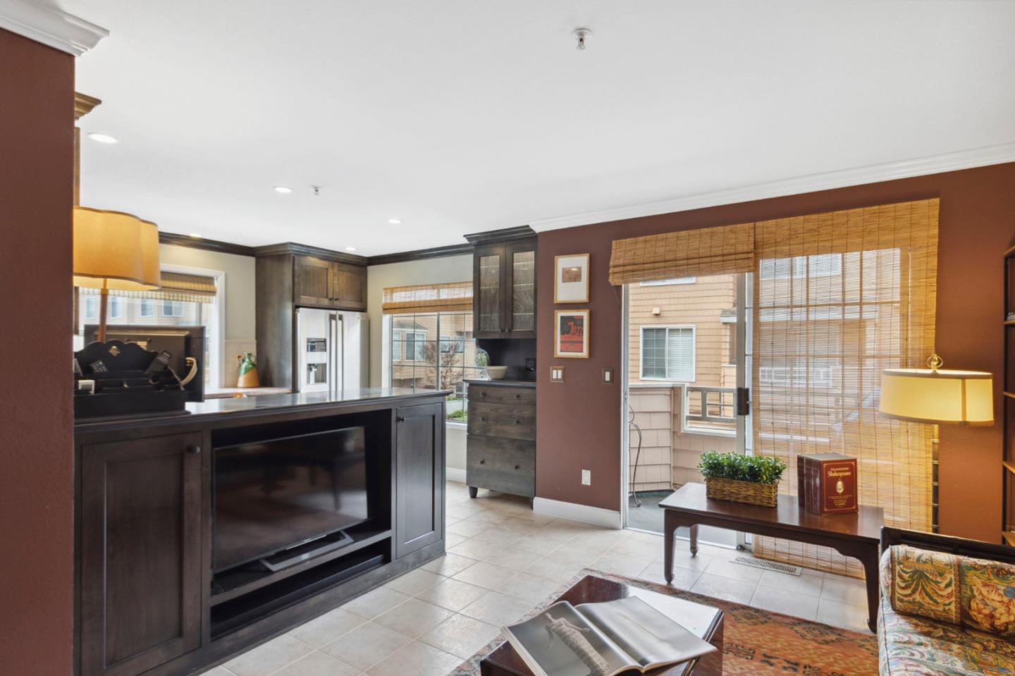 444 San Antonio RD 6A