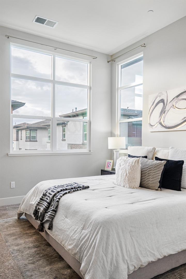 555 San Martin TER 4