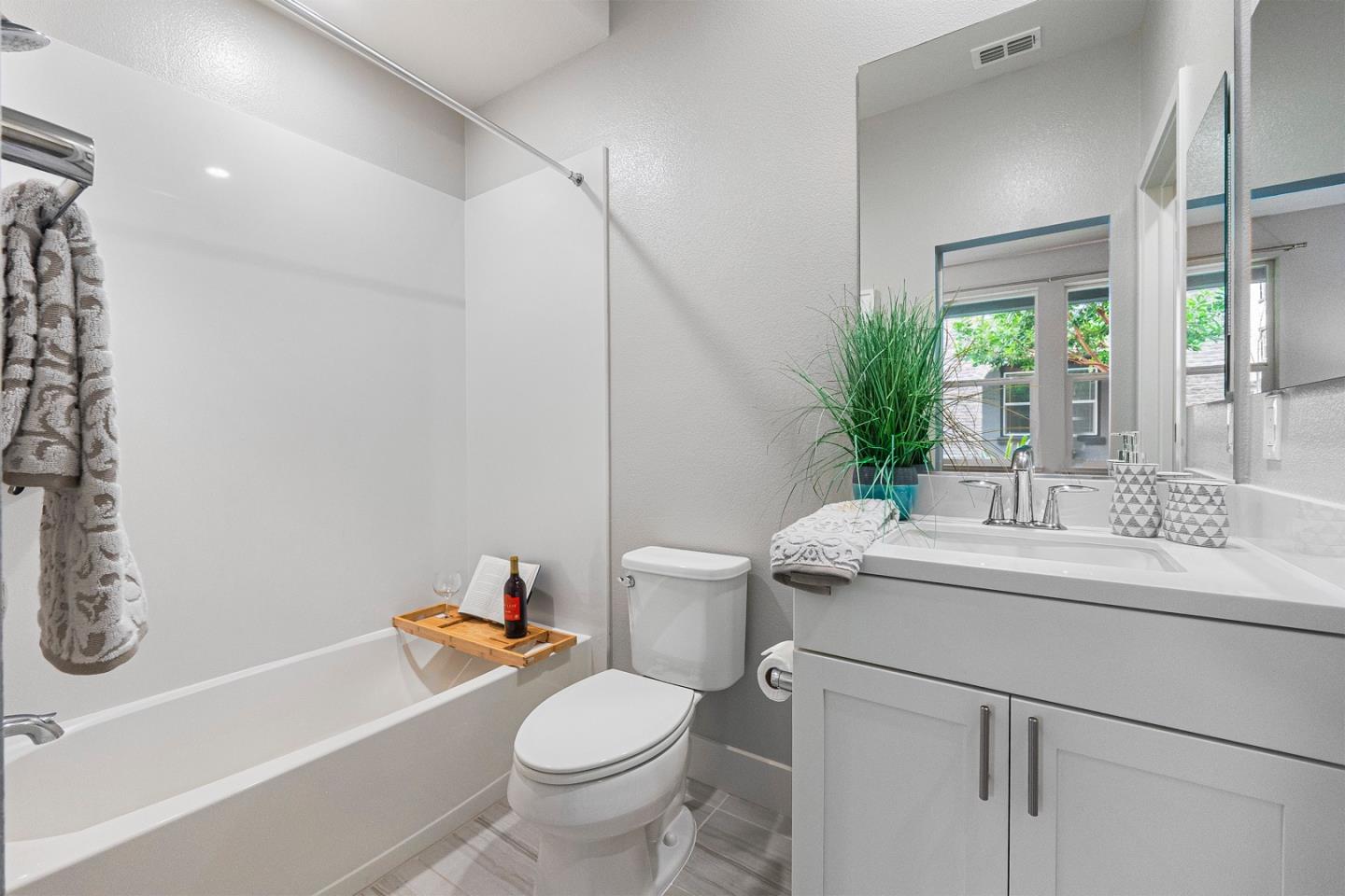 555 San Martin TER 4