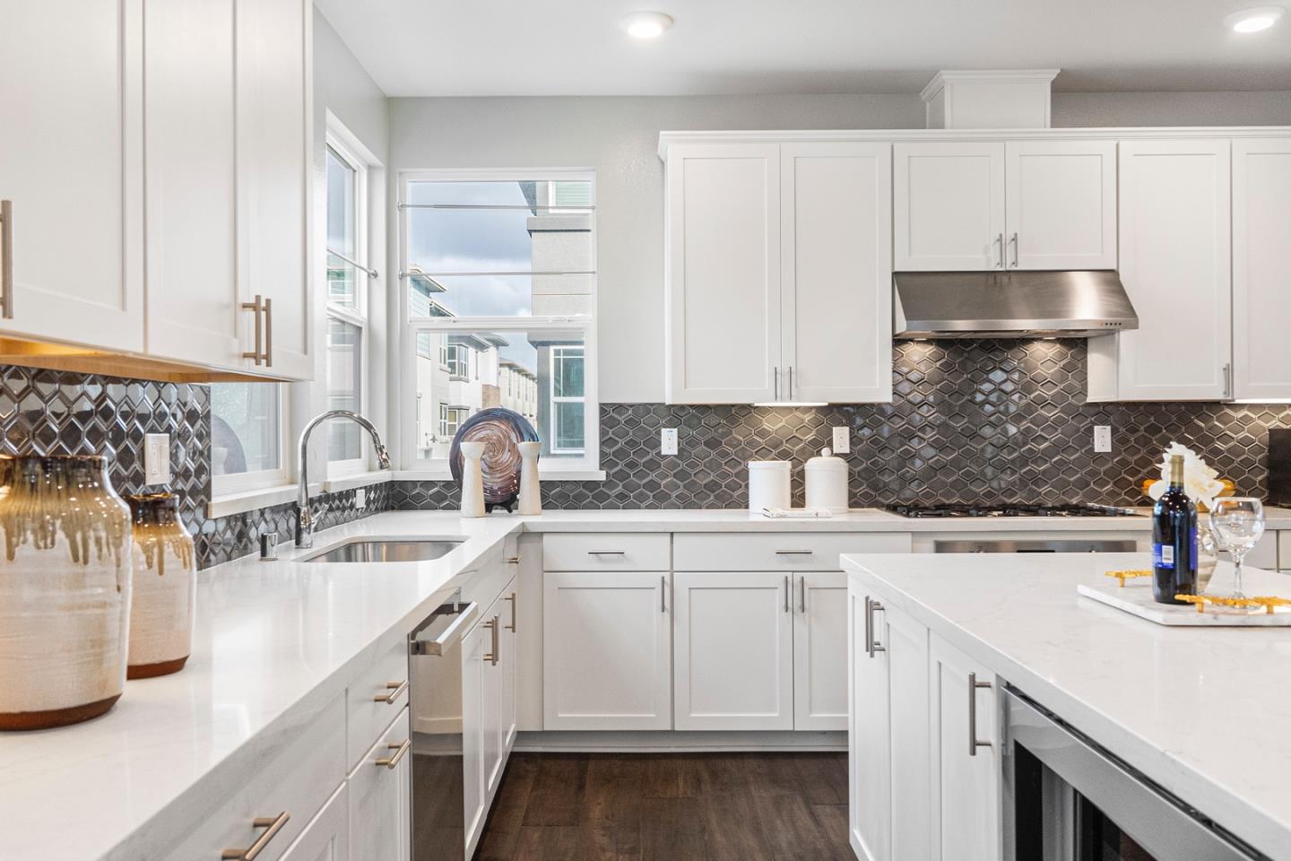 555 San Martin TER 4