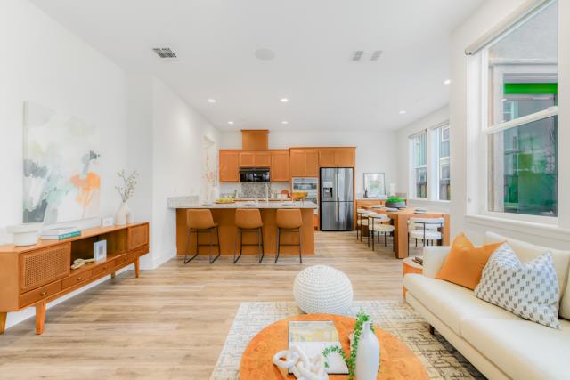 8316 Blue Anchor Way