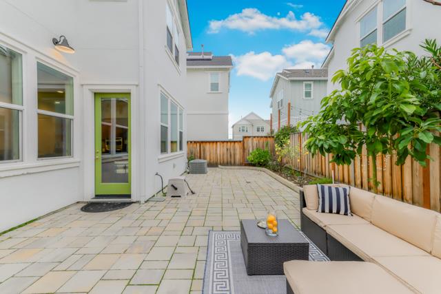 8316 Blue Anchor Way