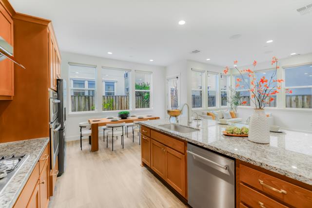 8316 Blue Anchor Way