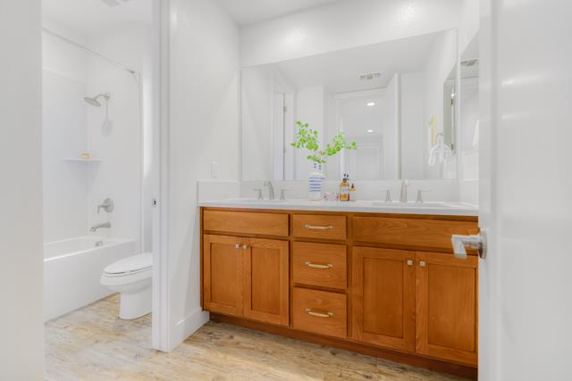 8316 Blue Anchor Way