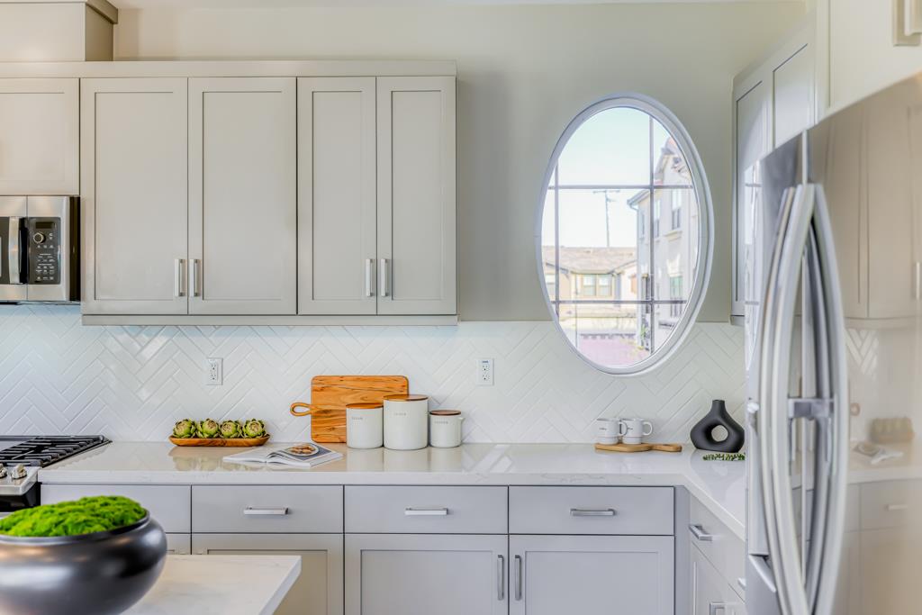 709 Santa Cecilia Terrace